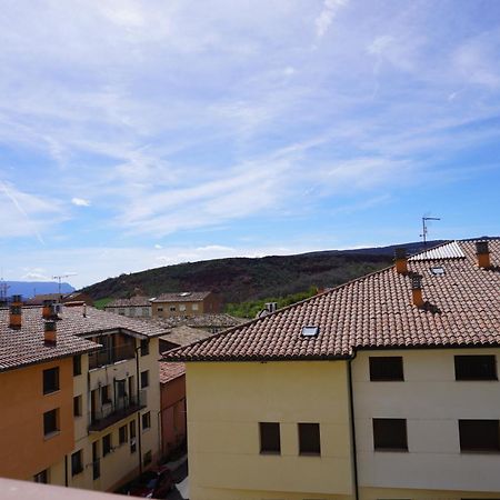 Apartamentos Casa Domenc Aren Екстериор снимка