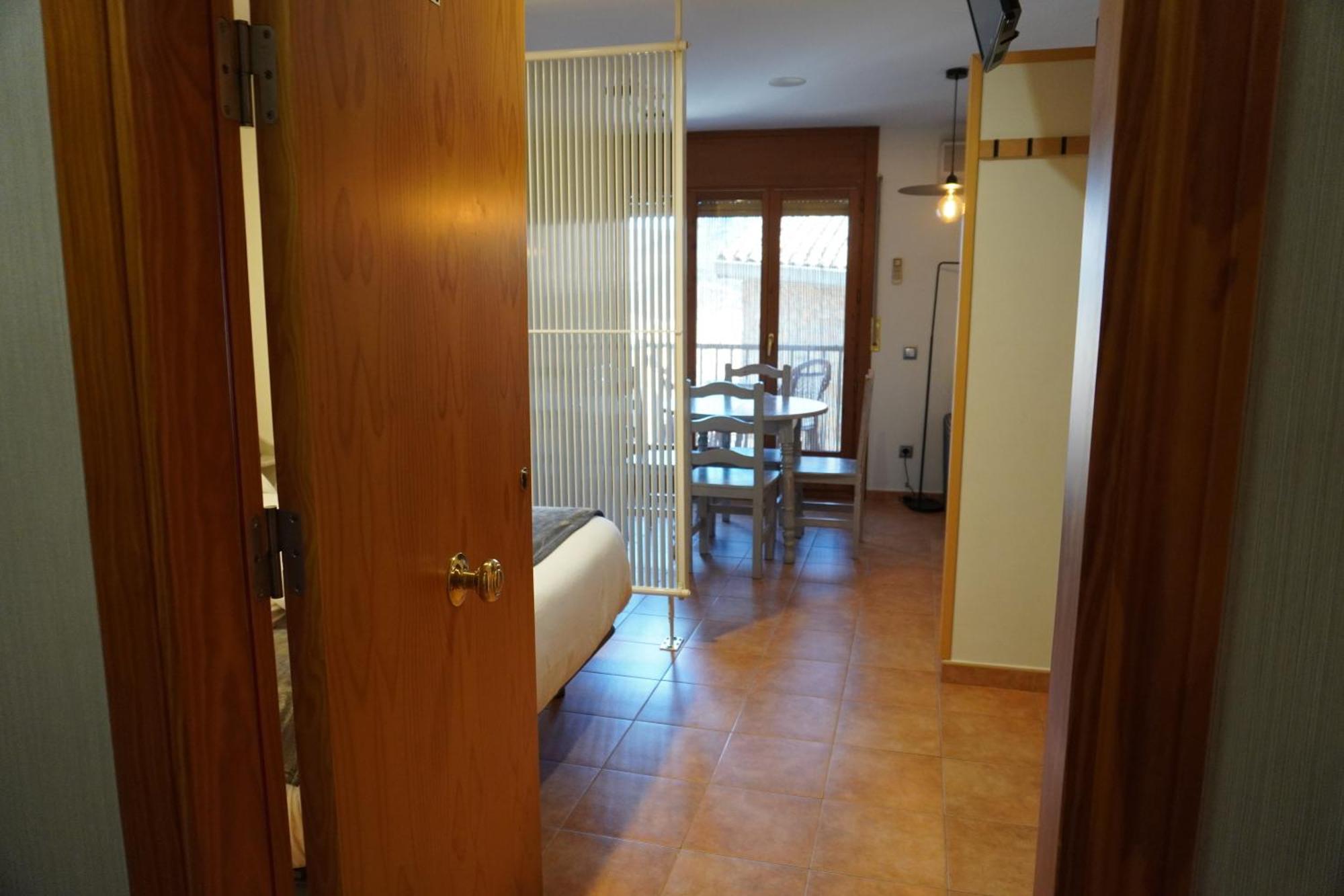 Apartamentos Casa Domenc Aren Екстериор снимка