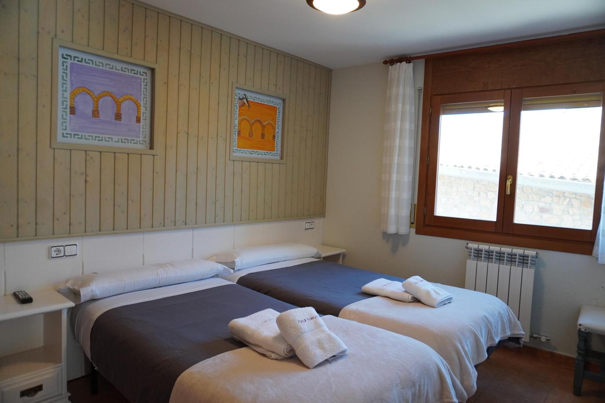 Apartamentos Casa Domenc Aren Екстериор снимка