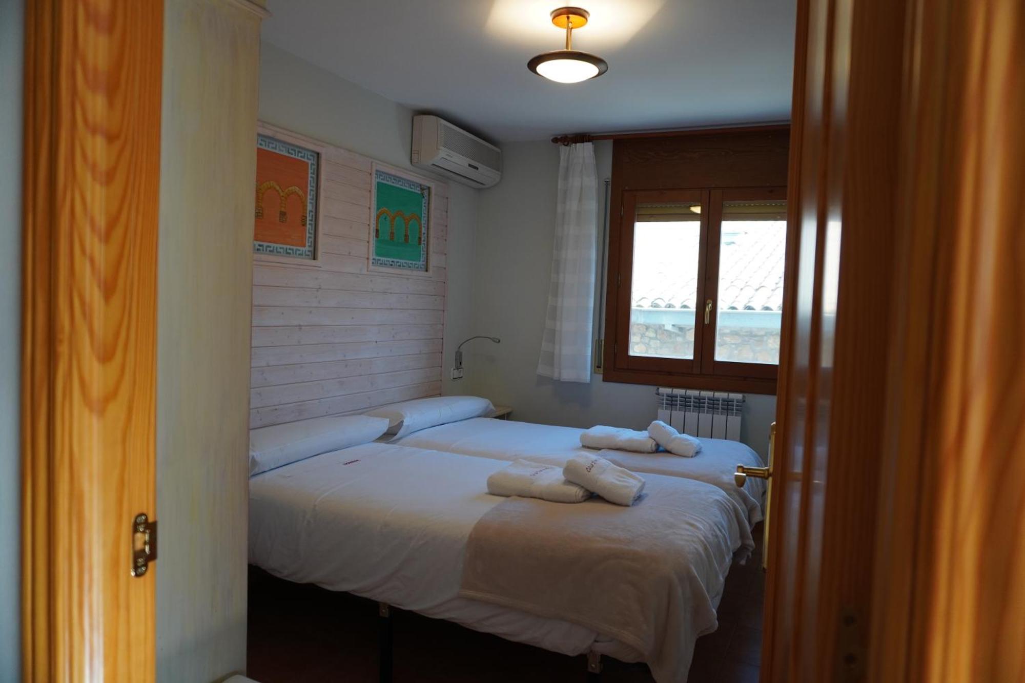 Apartamentos Casa Domenc Aren Екстериор снимка